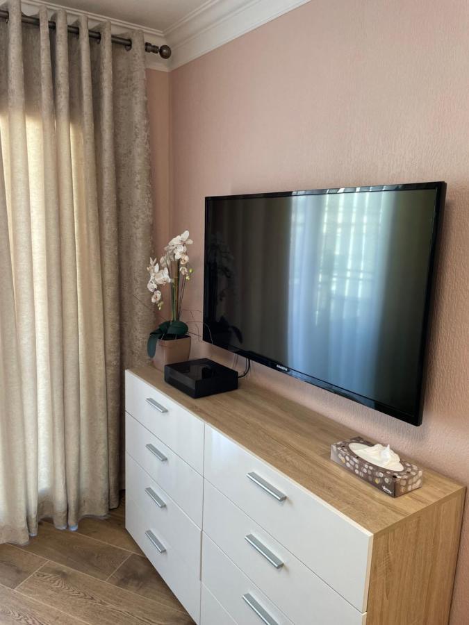 Studio With Swimming Pool 80 Meters Near The Beach Nice Bagian luar foto